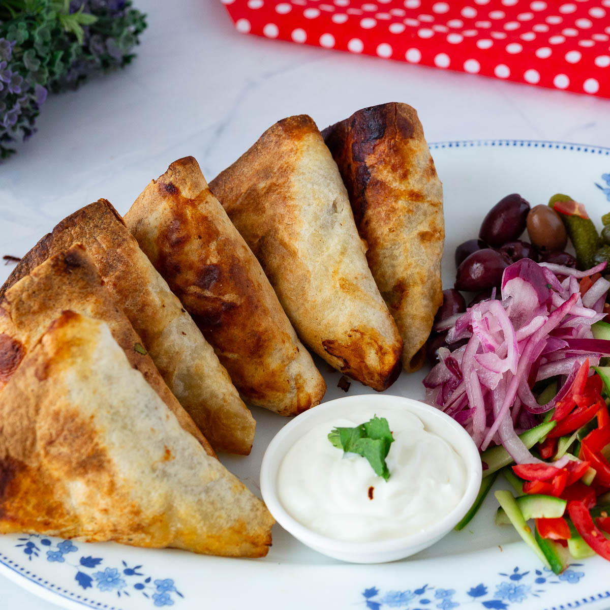 Crispy Cheesy Beef Cones