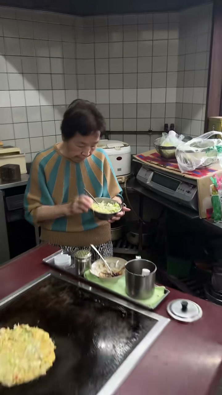 Okonomiyaki and Modanyaki