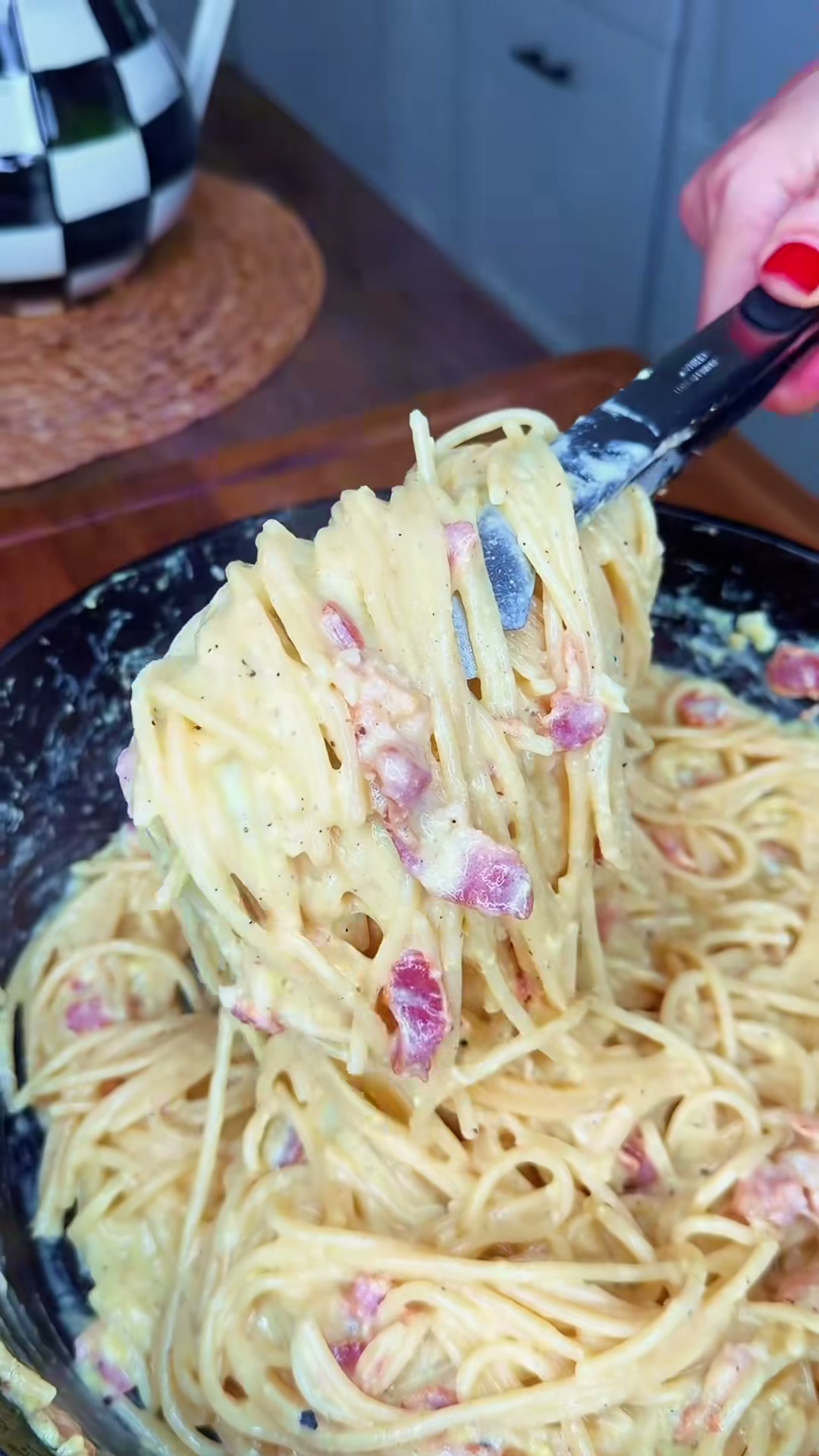 Spaghetti Carbonara with Bacon