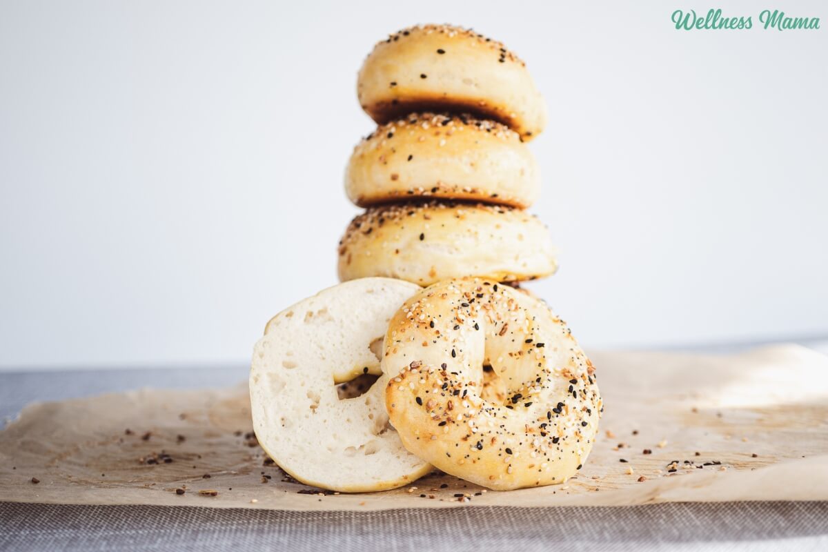 Turkey Bagel with Spicy Yogurt Spread