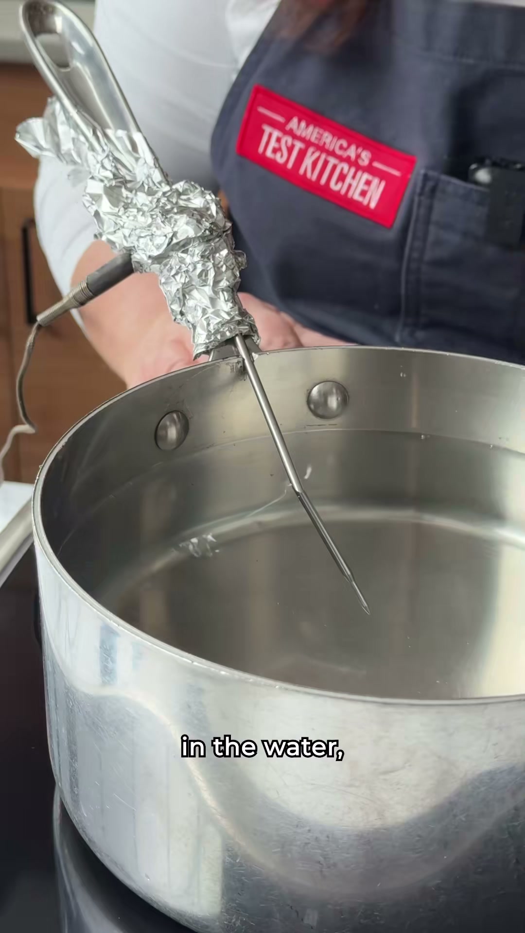 Kitchen Experiment: Does a Lid Make Water Boil Faster?