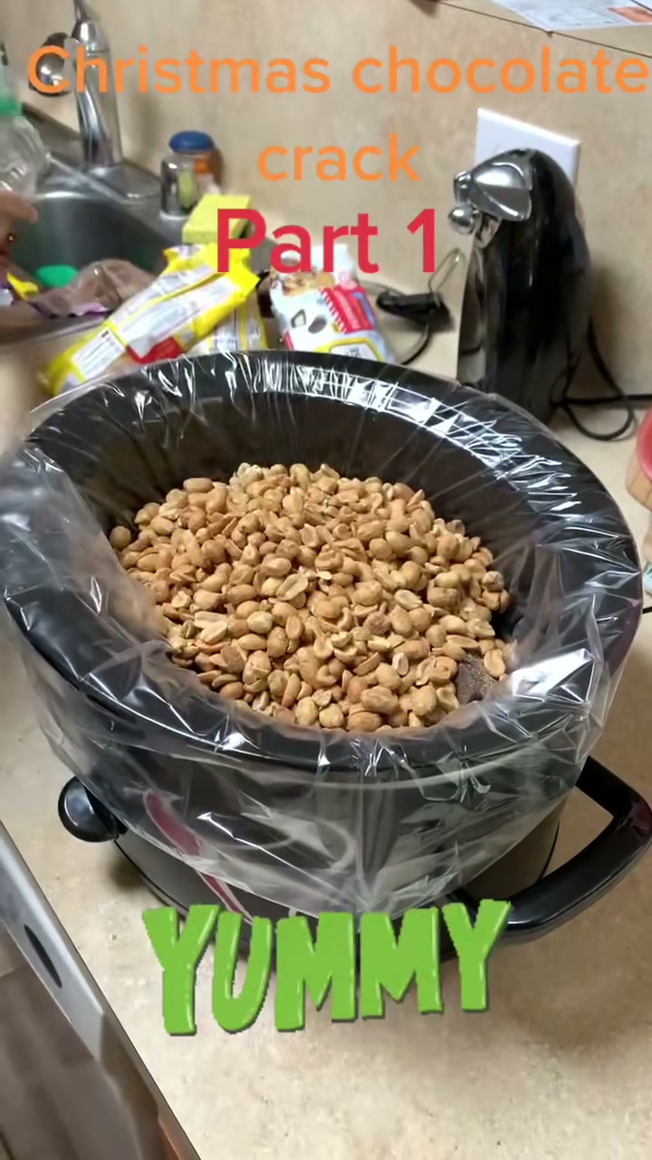 Chocolate Peanut Clusters