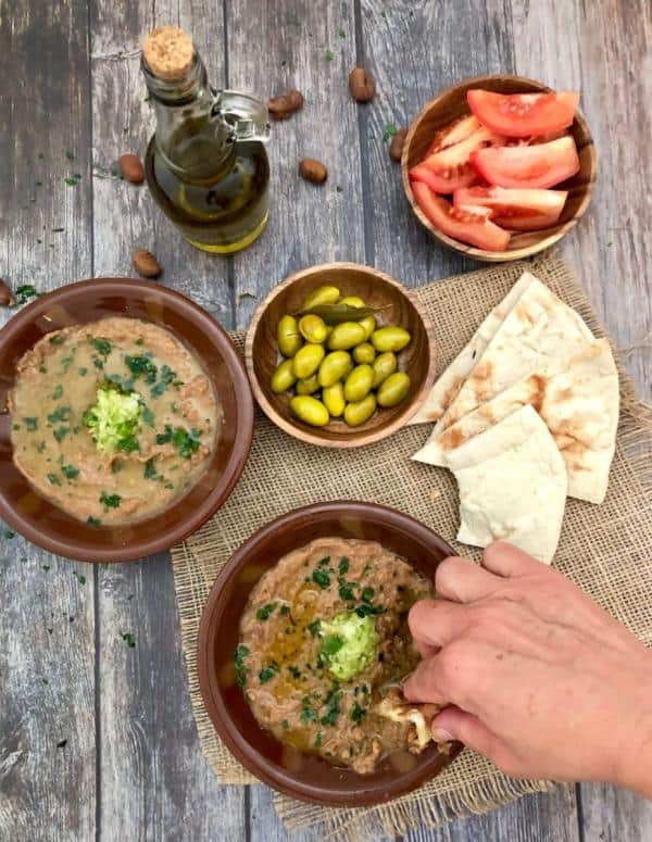 Foul Mudammas (Fava beans) فول مدمس