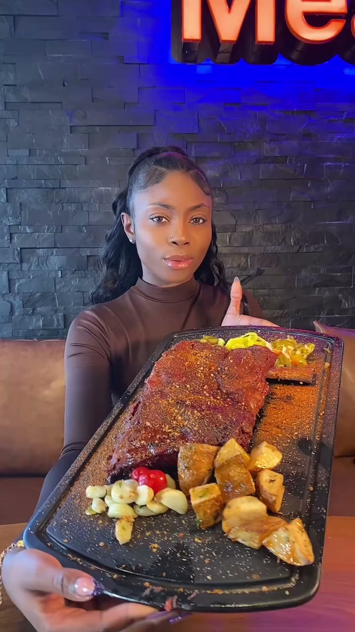 Meat Moot Restaurant Review