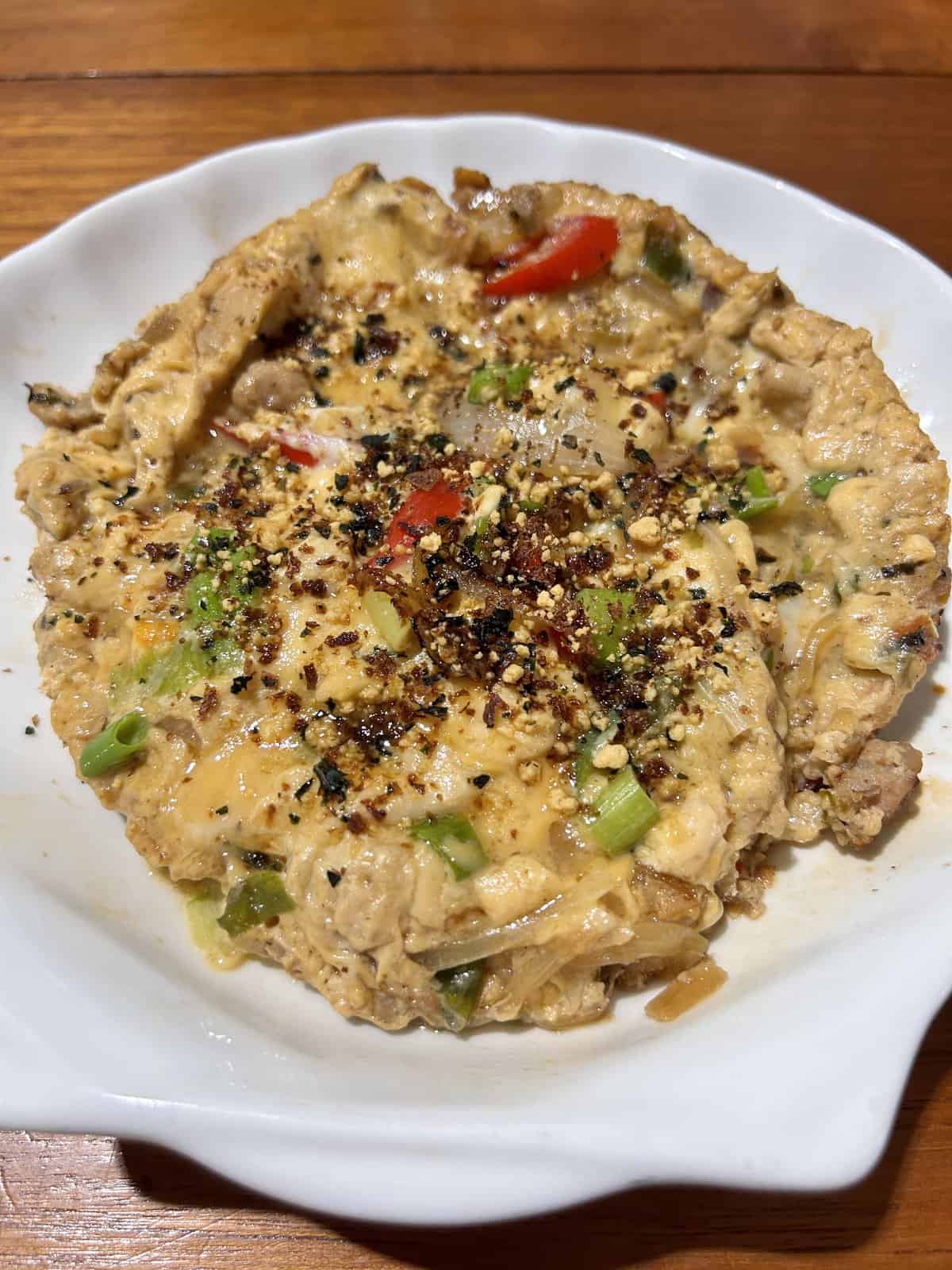 Easy Oyakodon (Japanese Chicken and Egg Rice Bowl)
