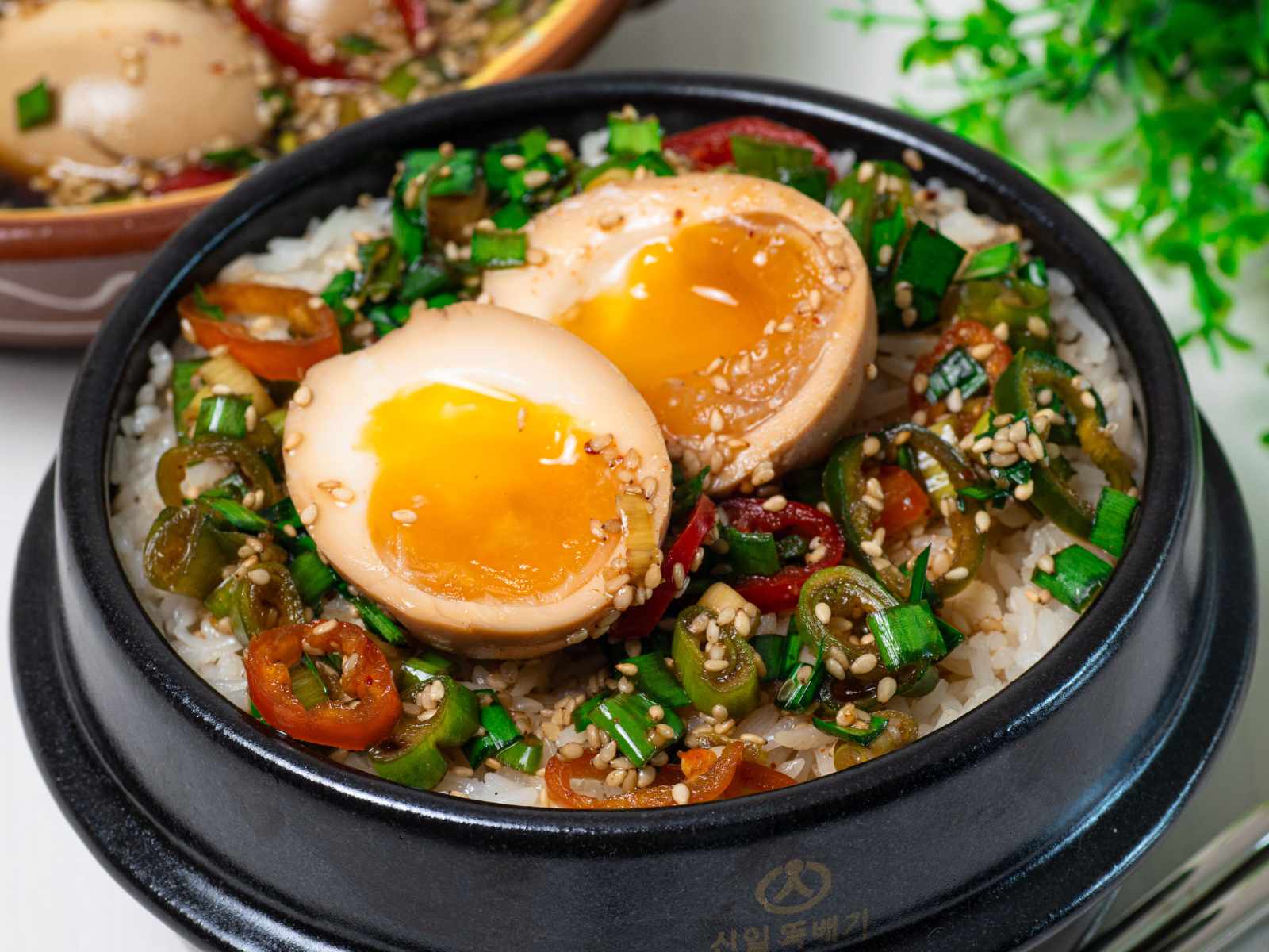 Easy Korean Mayak Eggs: Soy Marinated Eggs (마약계란)
