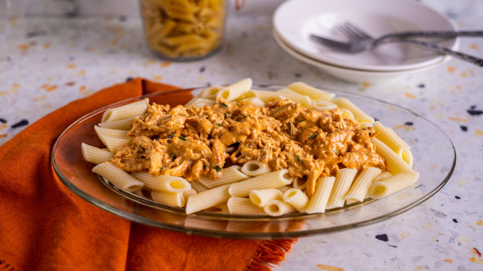 Buffalo Chicken Pasta ()