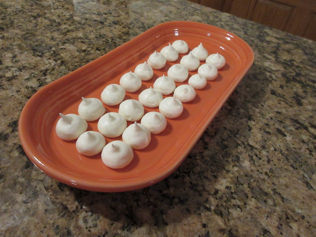 Meringue Kisses