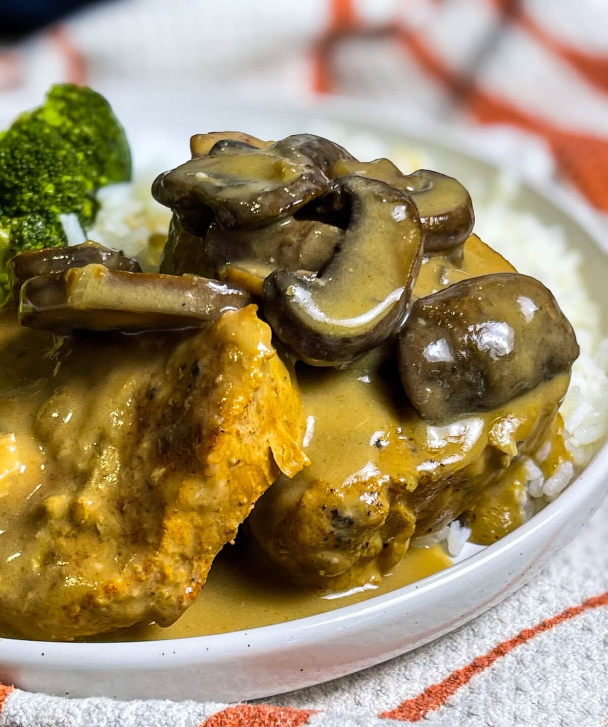 Slow Cooker Mushroom Pork Chops