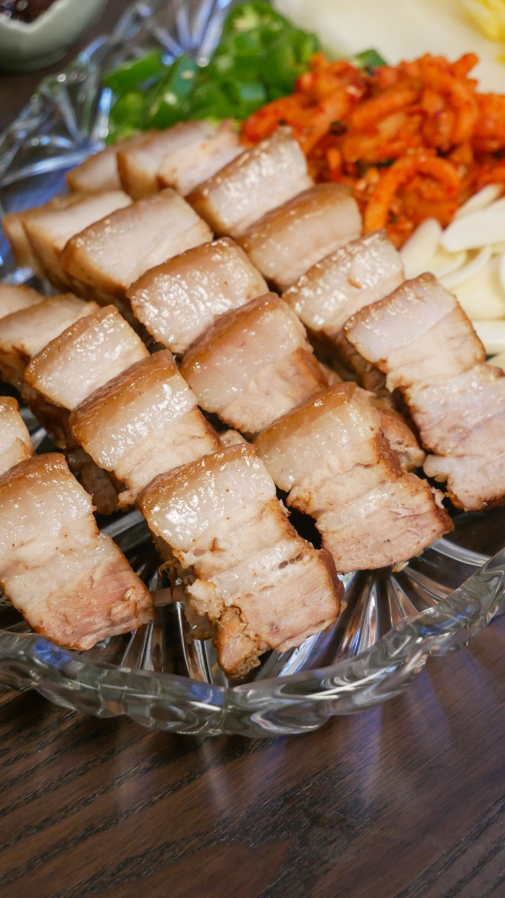 Korean Boiled Pork Belly Recipe - 보쌈 (Bossam)