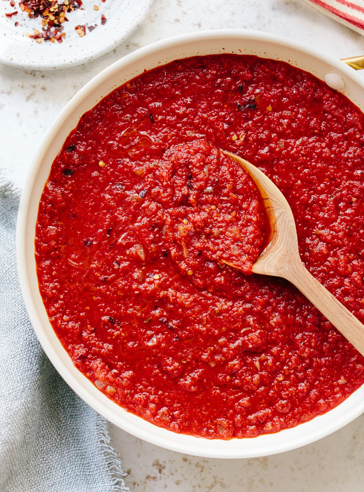 Easy Spicy Arrabbiata Sauce