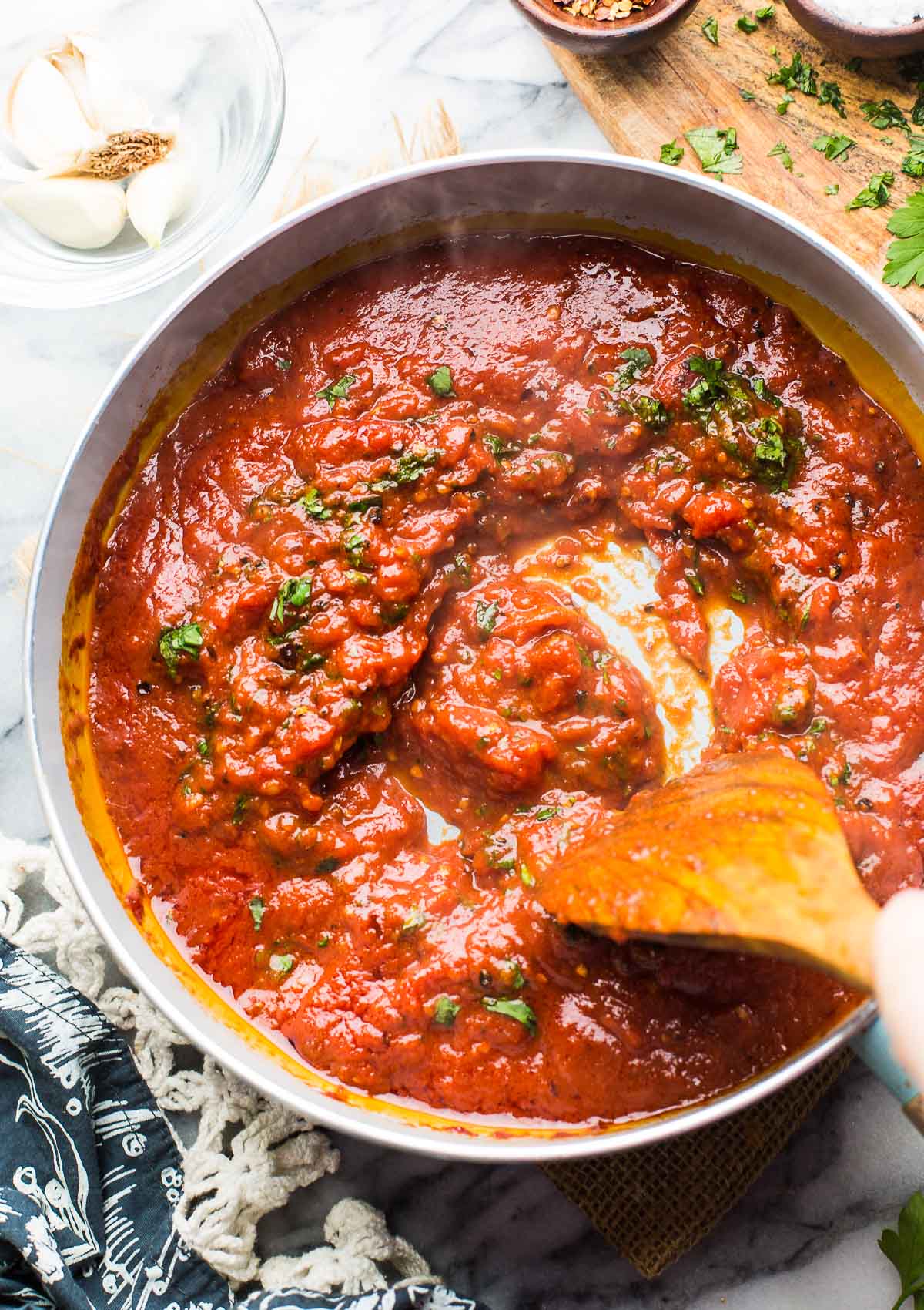 Arrabbiata Sauce (Spicy Tomato Sauce)