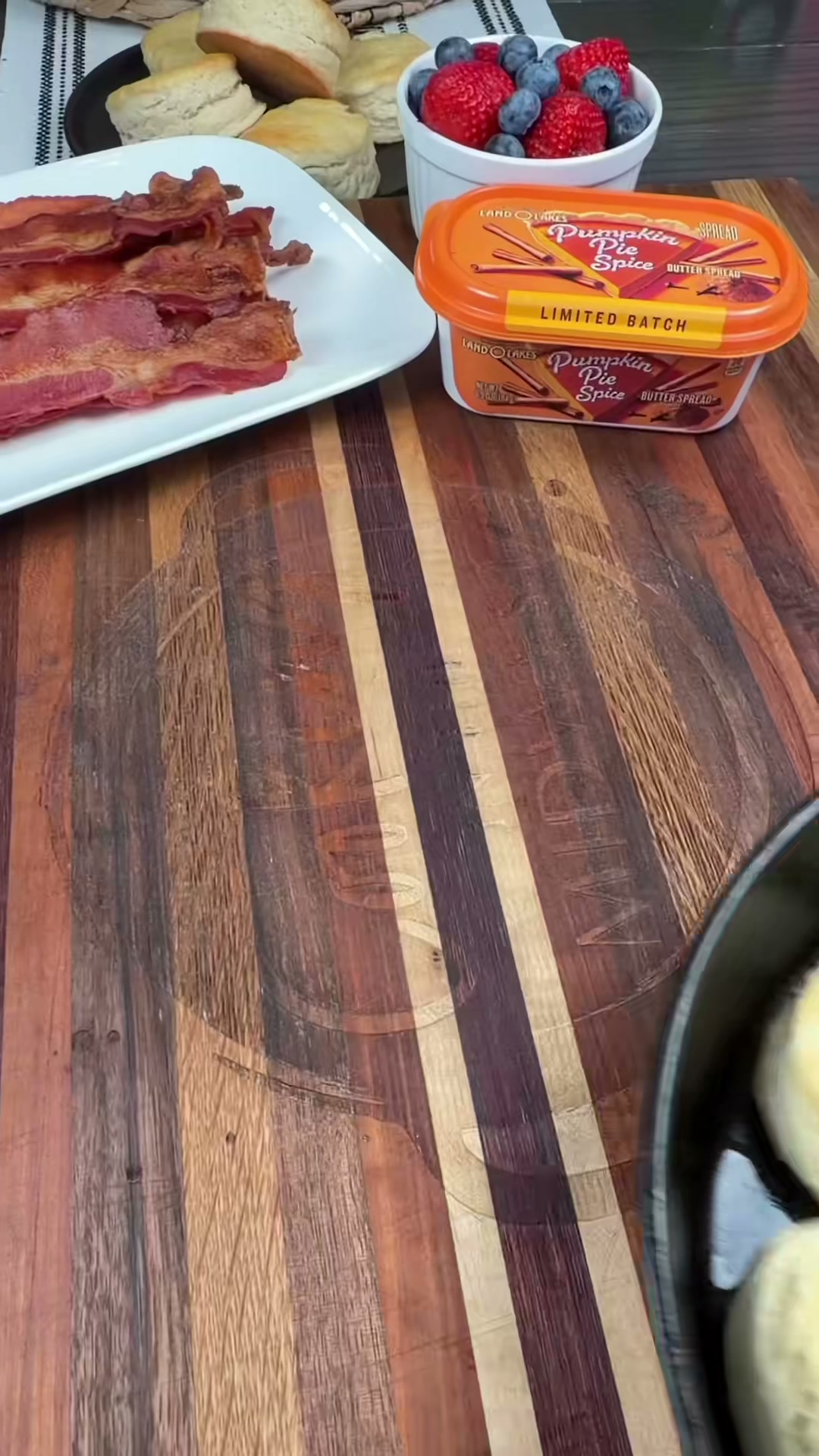 2-Ingredient Biscuits