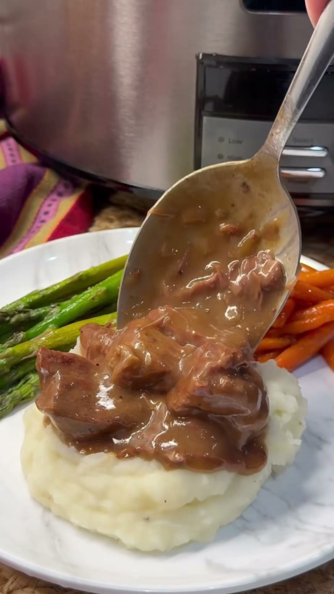 Slow Cooker Beef Tips With Mushroom Gravy