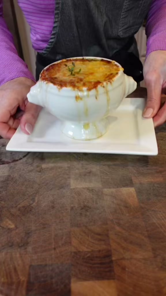 French Onion Soup Gratinée