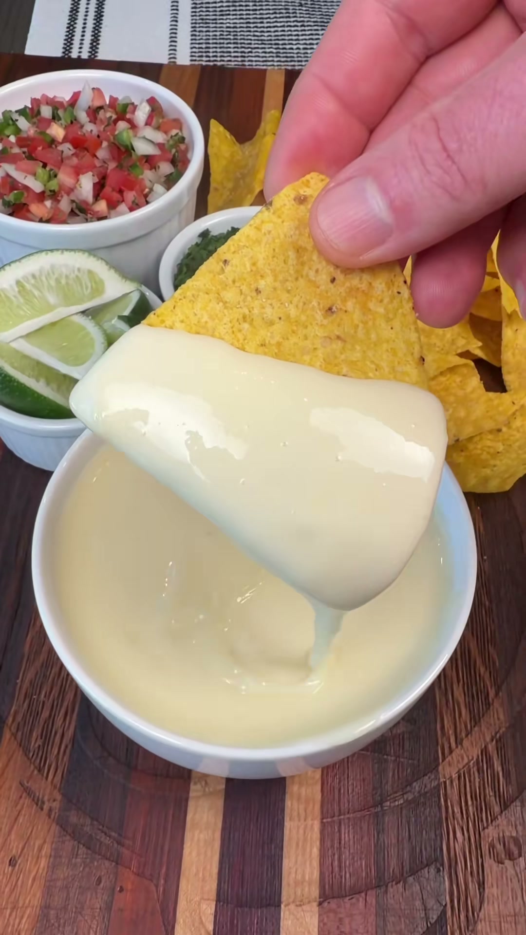 2-Ingredient White Queso Dip