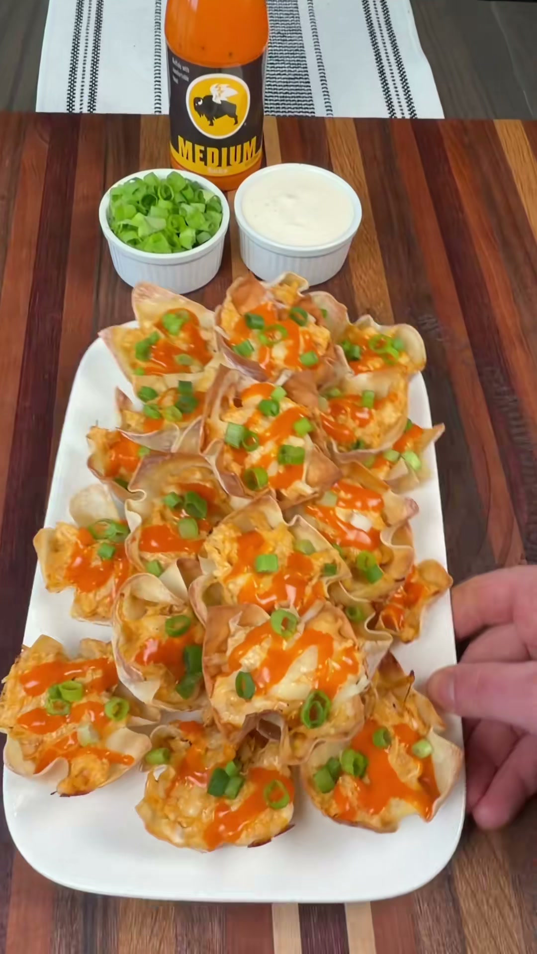 Buffalo Chicken Wonton Cups