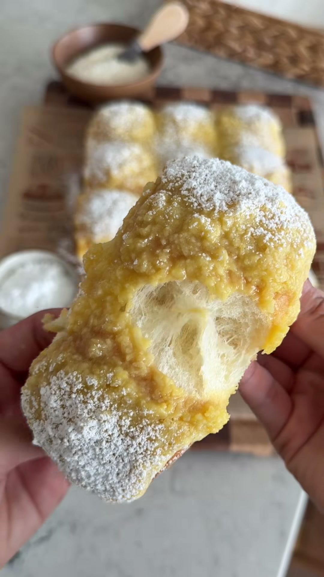 Portuguese Coconut Bread Rolls (Pão de Deus)