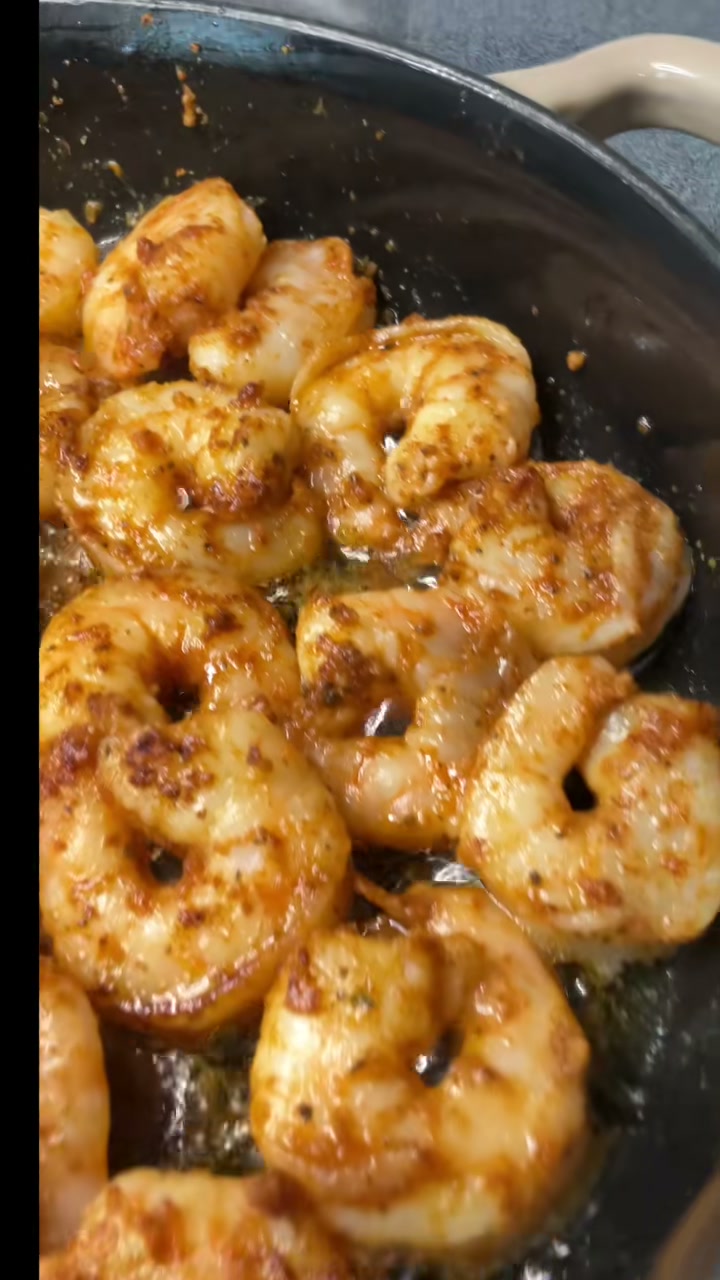 Garlic Butter Fettuccine with Shrimp