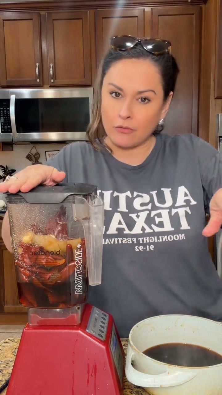 Enchiladas Callejeras (Mexican Street-Style Enchiladas)