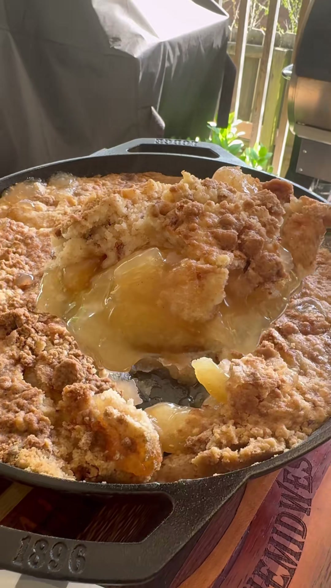 3-Ingredient Apple Dump Cake