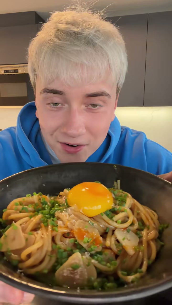 Garlic Oyster Sauce Spaghetti