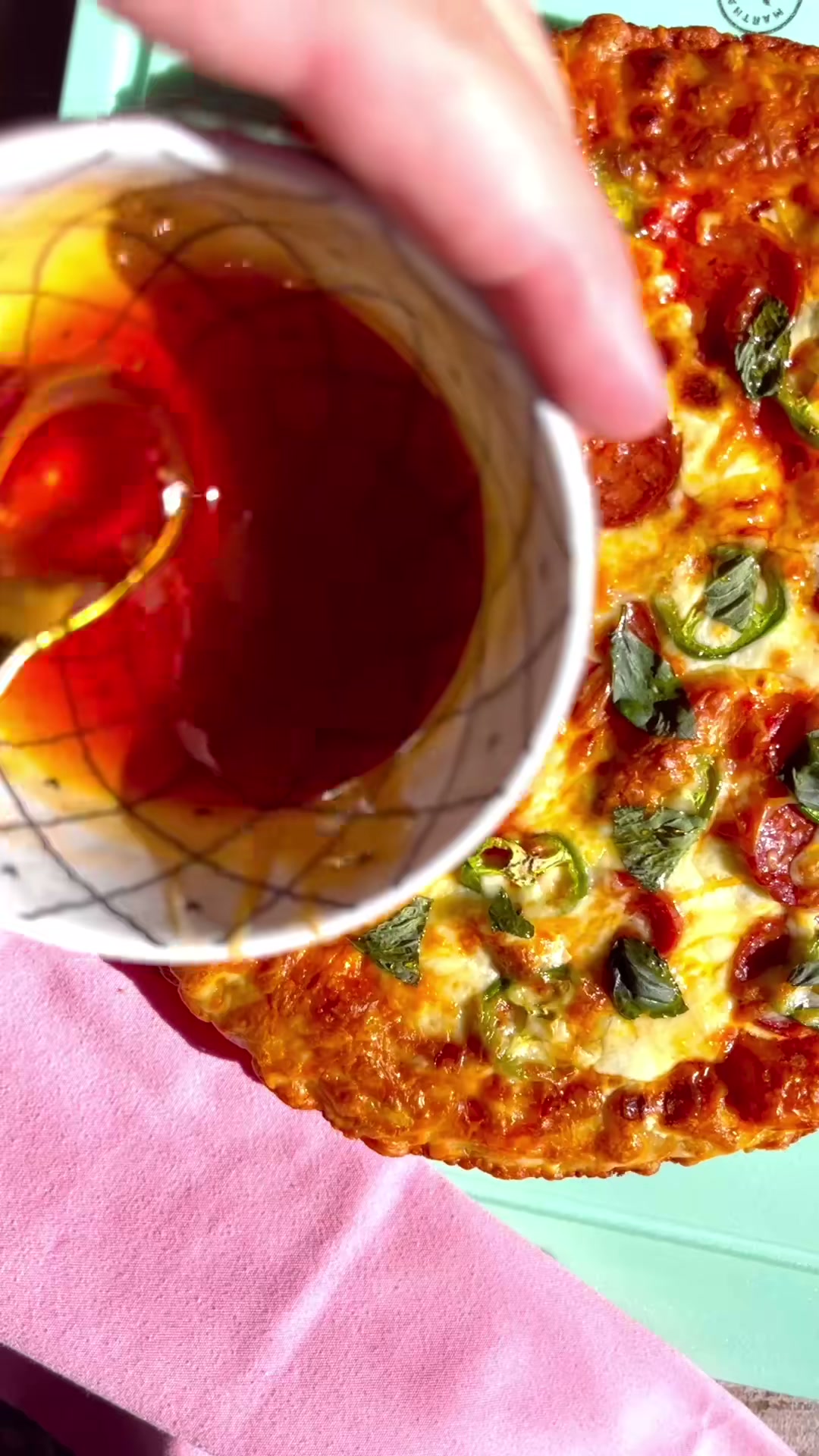 Skillet Pan Pizza with Pepperoni and Jalapeño