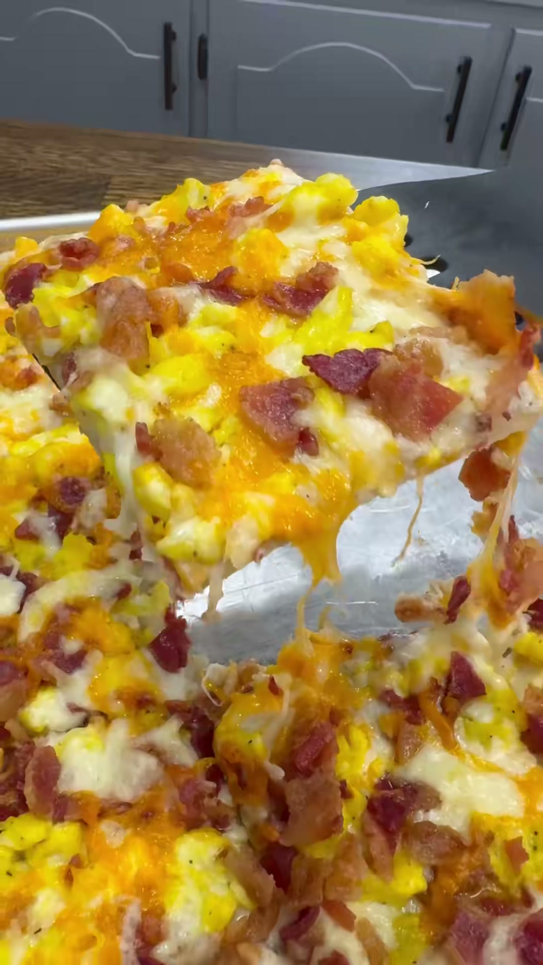 Sheet Pan Breakfast Pizza
