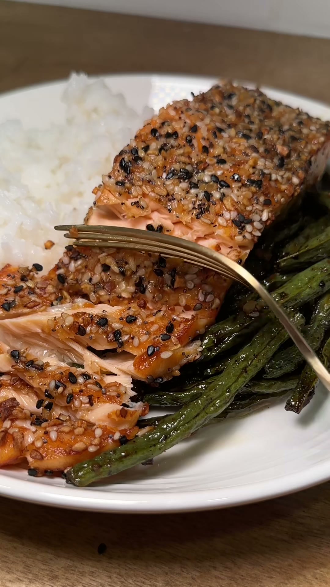 Everything Bagel Crusted Salmon
