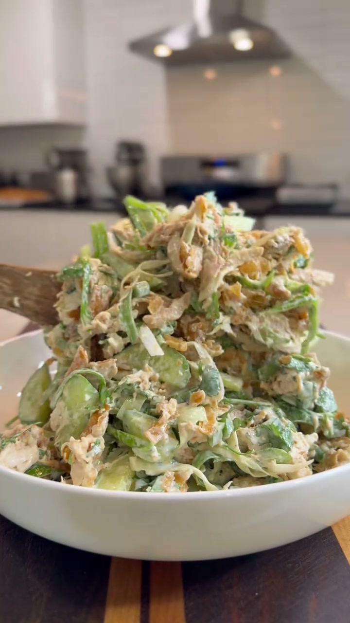 Crunchy Asian Chicken Salad With Crispy Egg Roll Strips