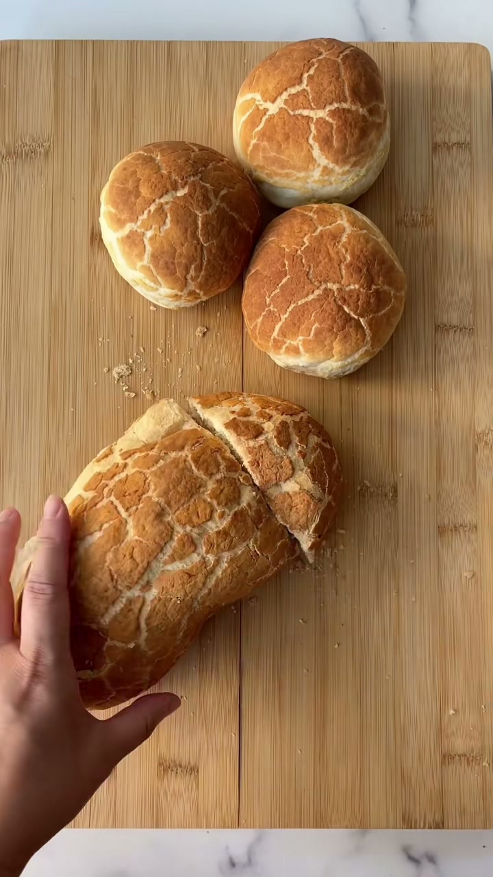 Dutch Crunch Bread Topping