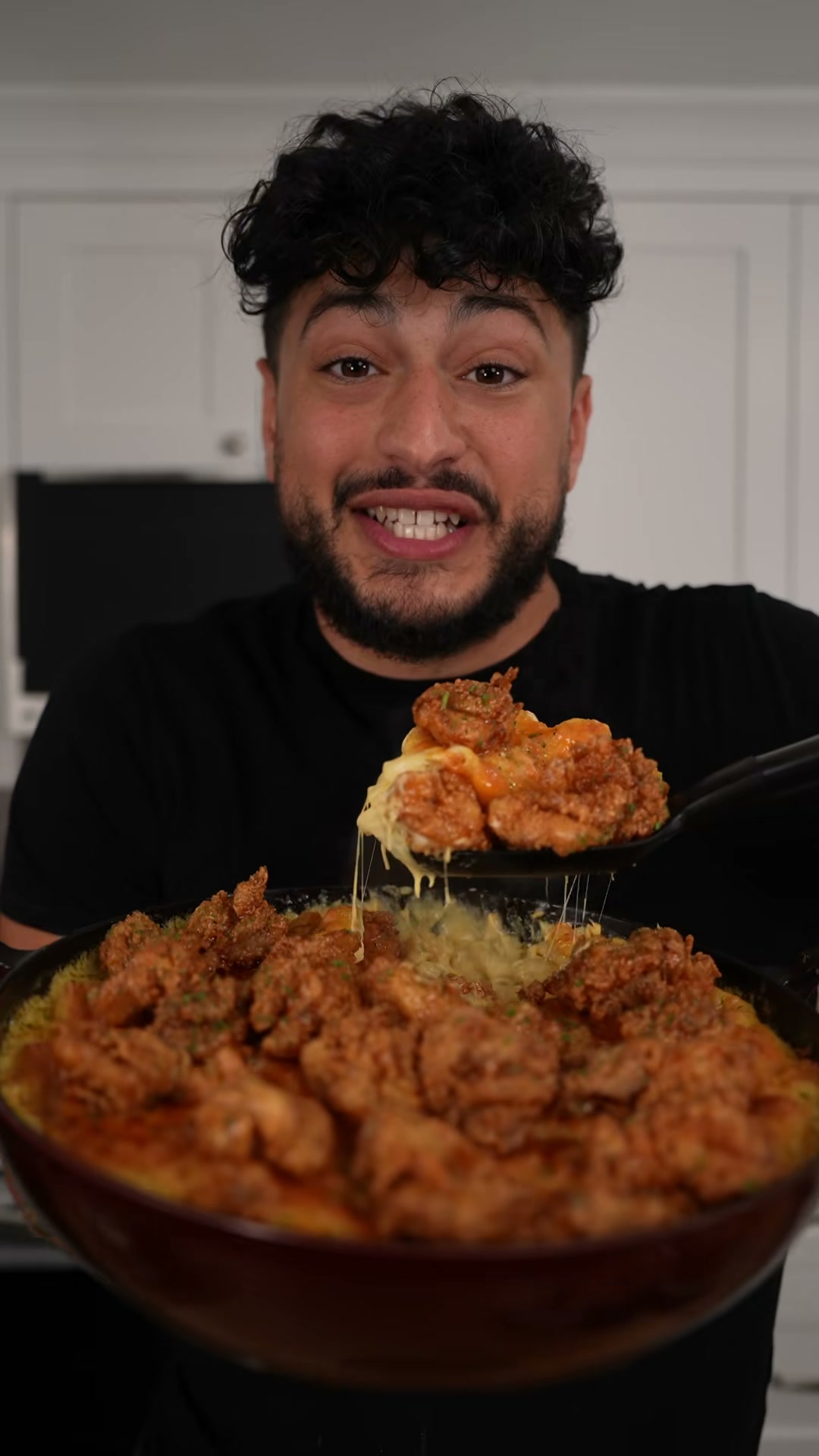 Hot Honey Chicken Mac and Cheese