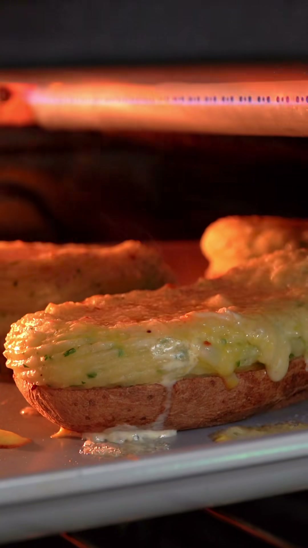 Twice-Baked Potatoes with Cream Sauce and Gruyère