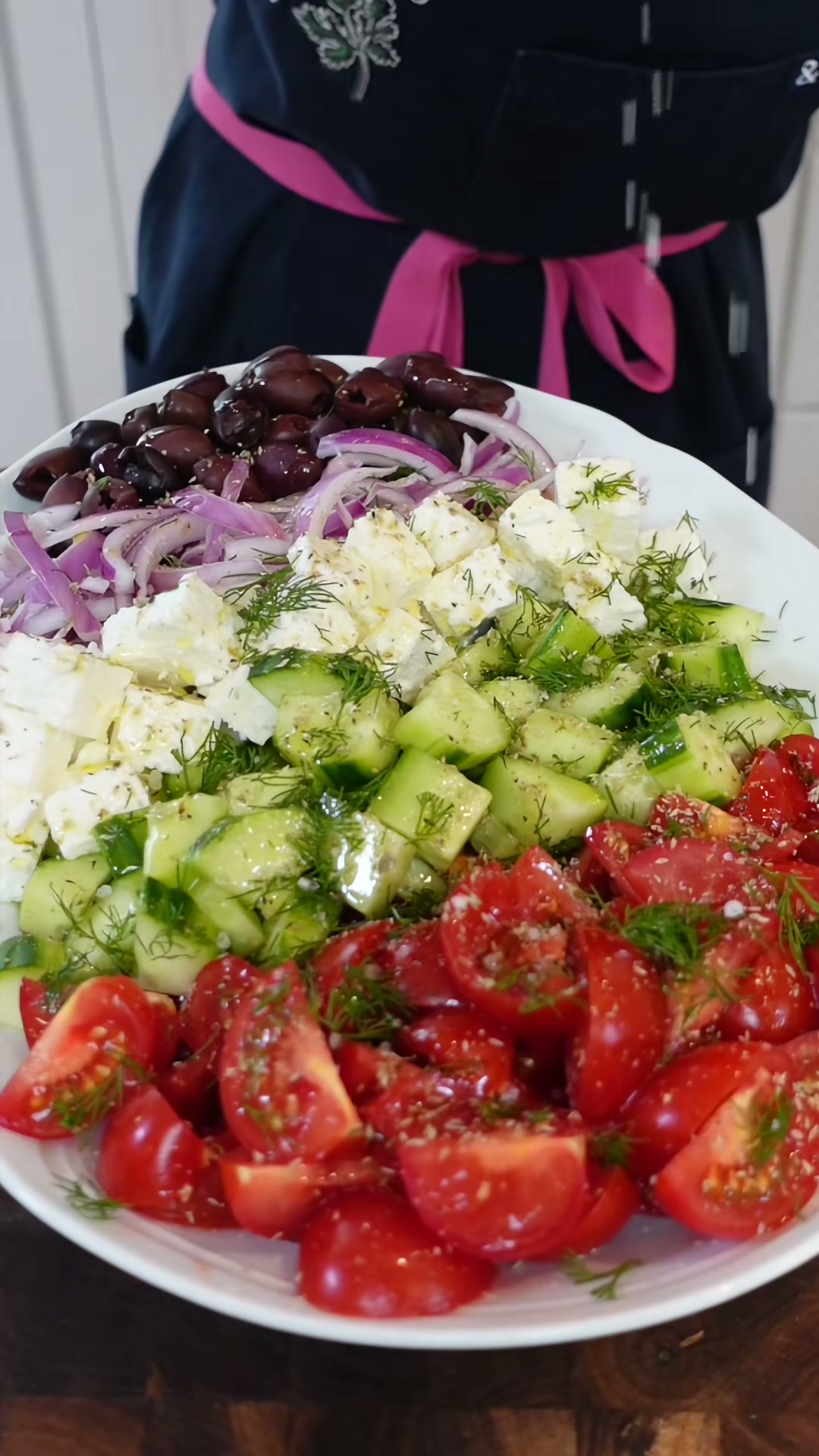 Greek Village Salad (Horiatiki)