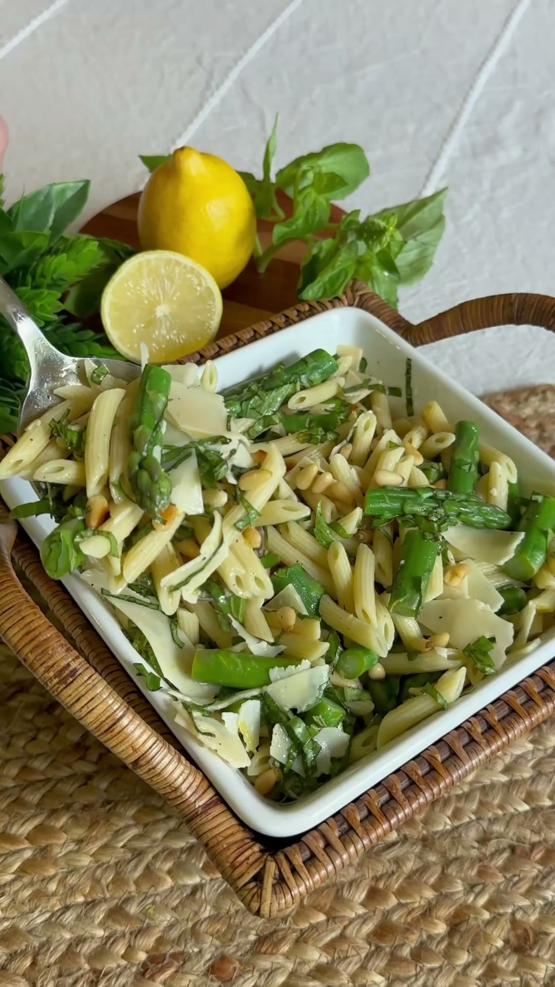 Lemon Asparagus Pasta Salad