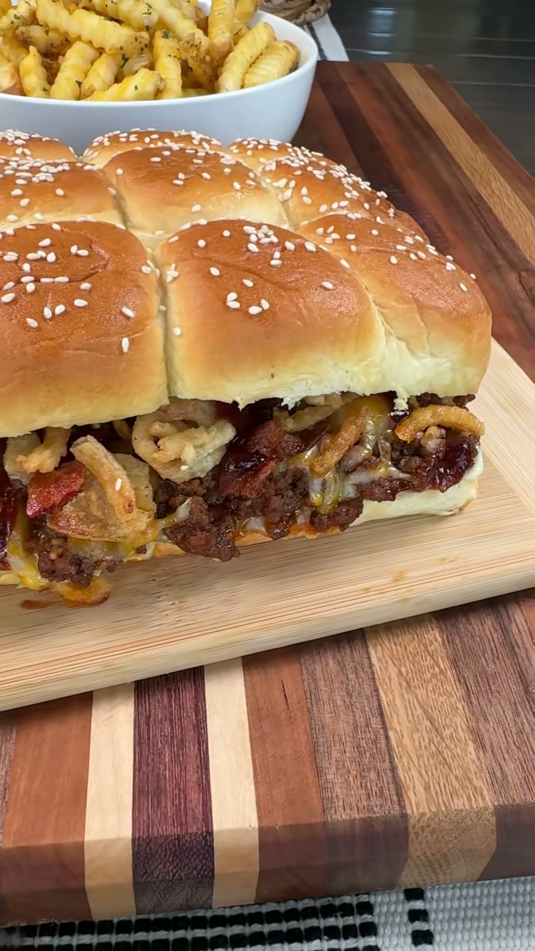 Barbecue Cheeseburger Sliders