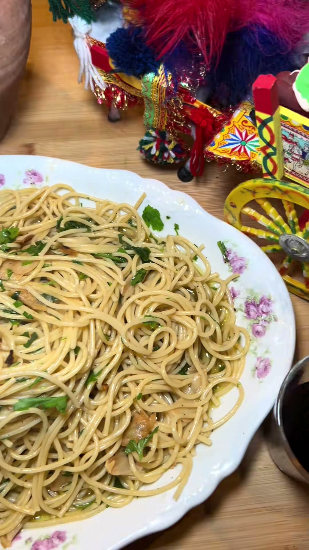 Spaghetti with Garlic, Oil, and Anchovies