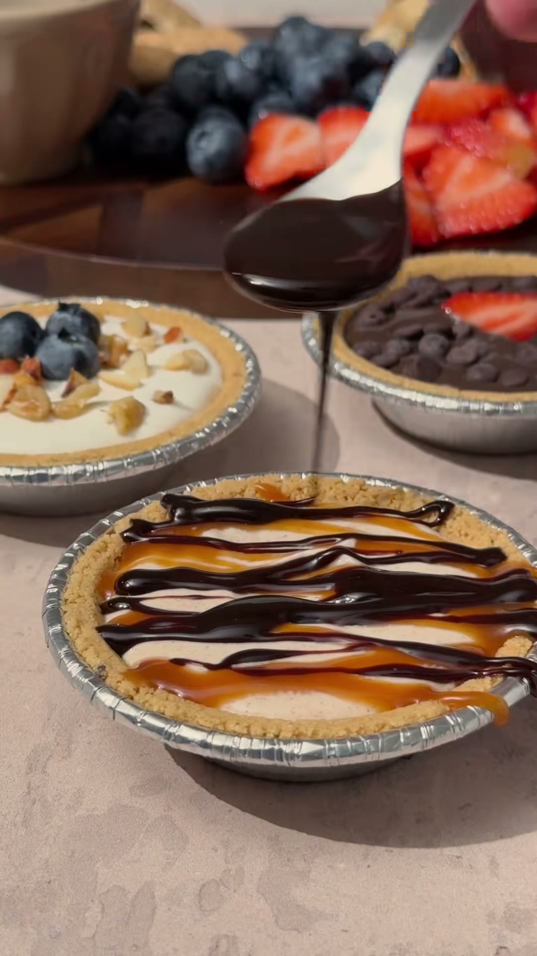 Mini Dessert Pies with Greek Yogurt Dip