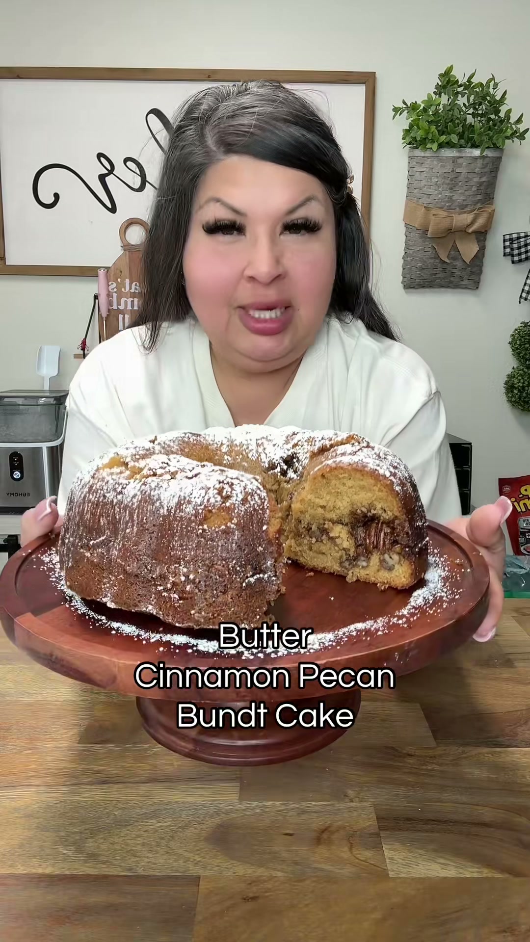Butter Cinnamon Pecan Bundt Cake