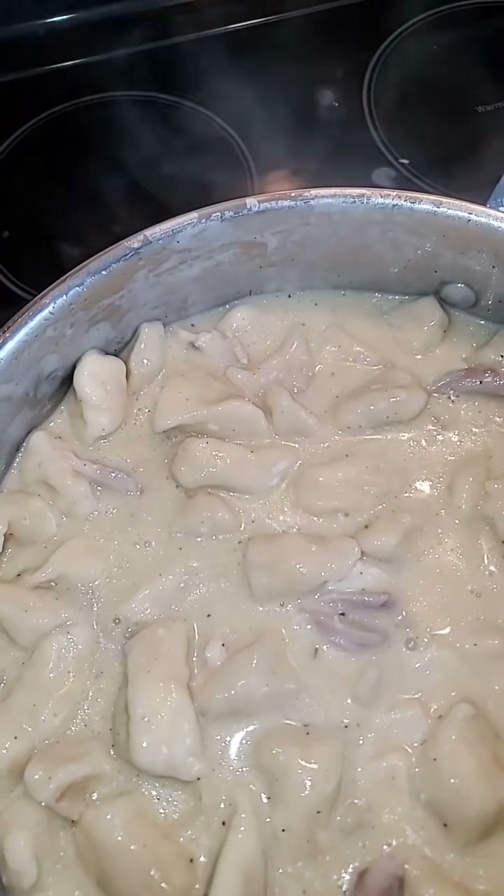 Easy Chicken and Dumplings