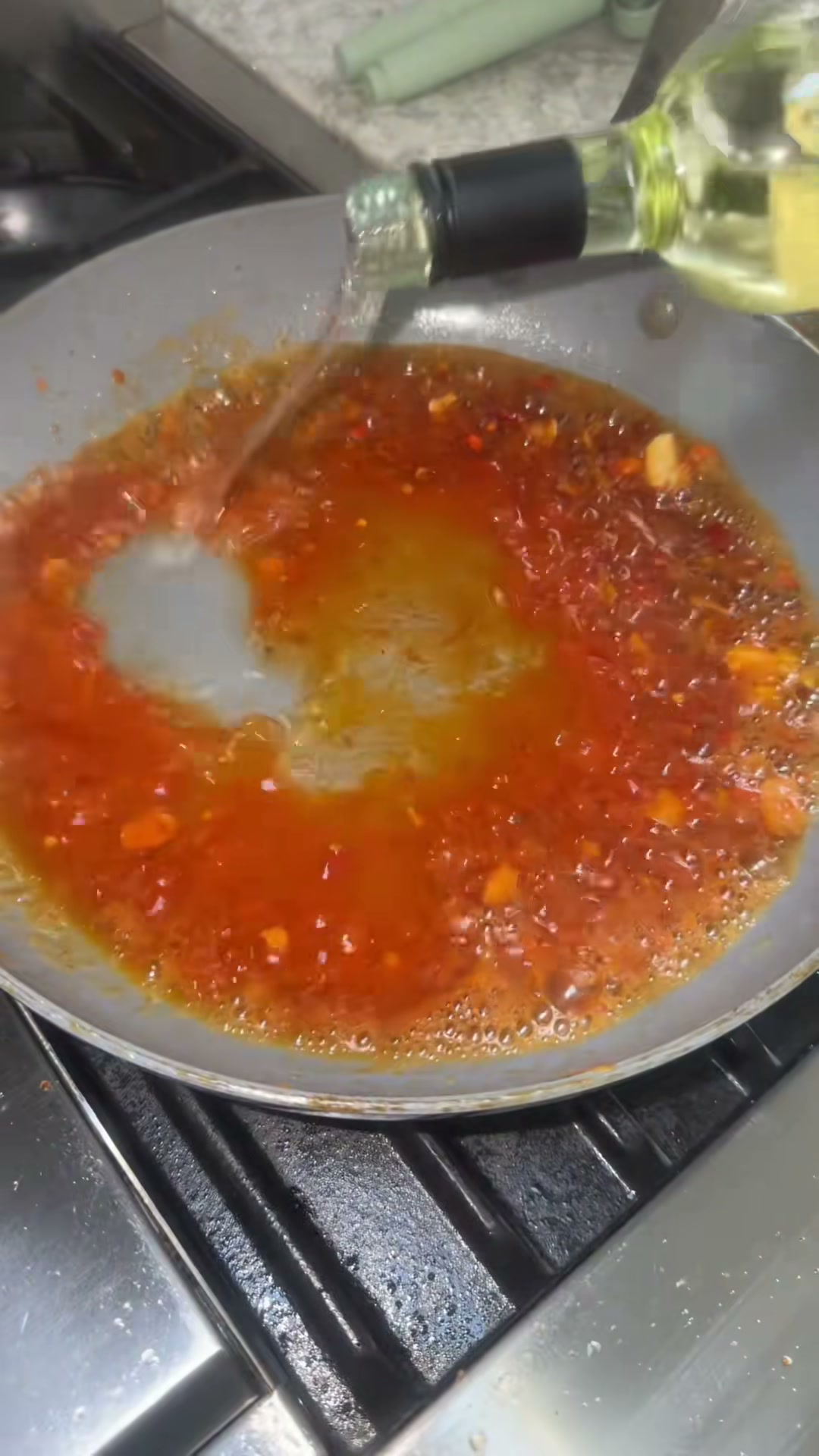 Pork Cutlets with Sweet and Spicy Pepper Sauce