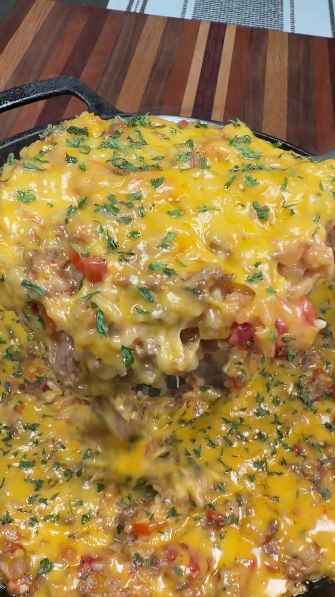 Cheesy Ground Beef and Rice Skillet