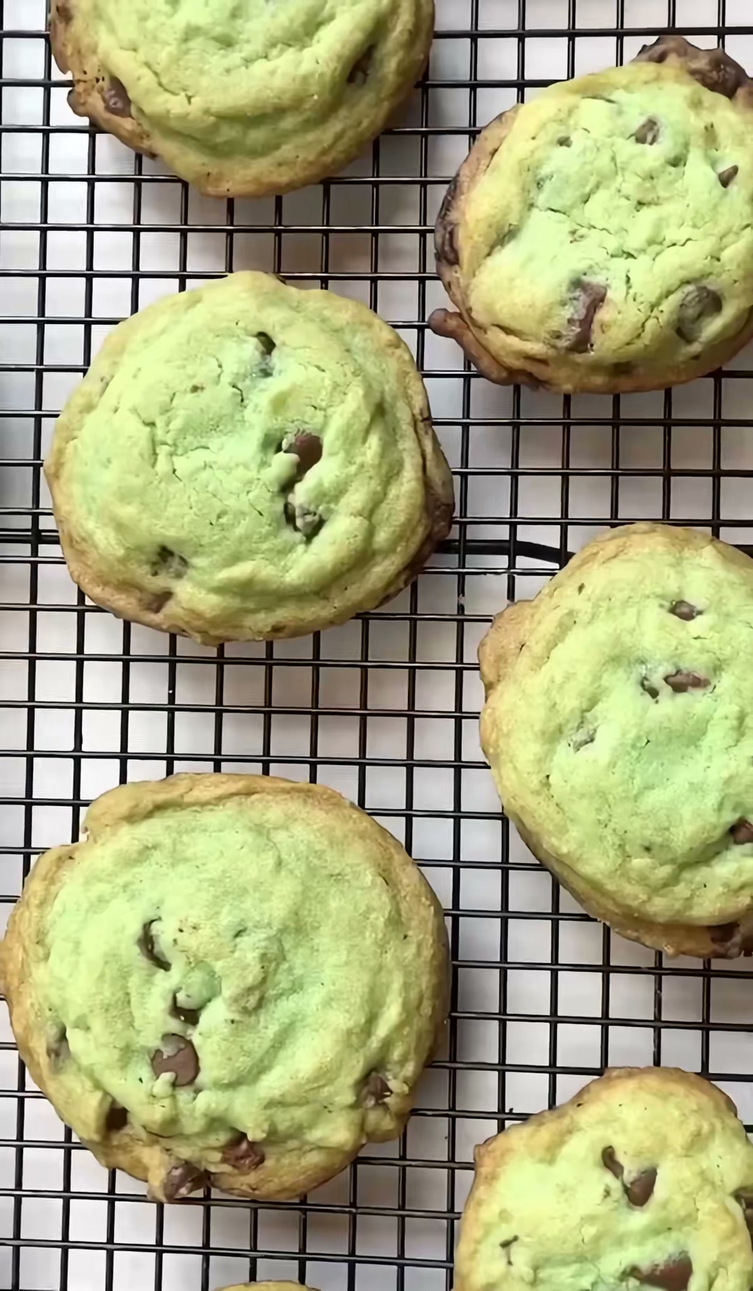 Mint Chocolate Chip Cookies