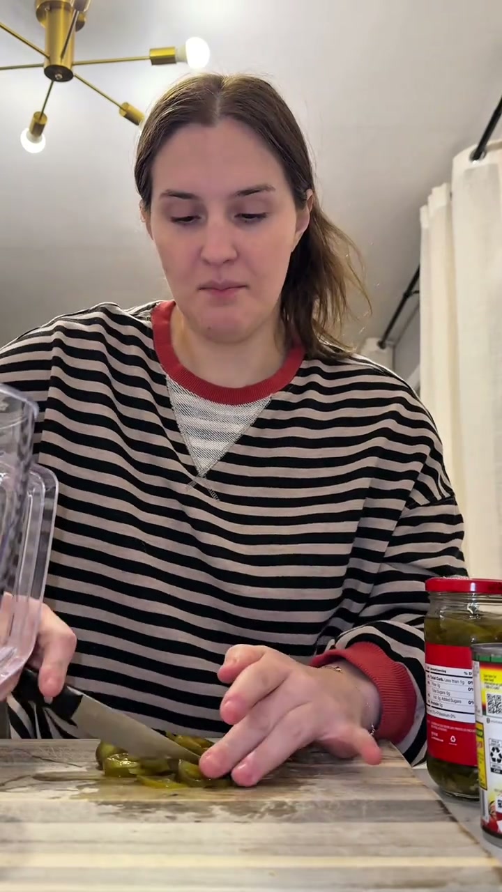 Easy Restaurant-Style Blender Salsa