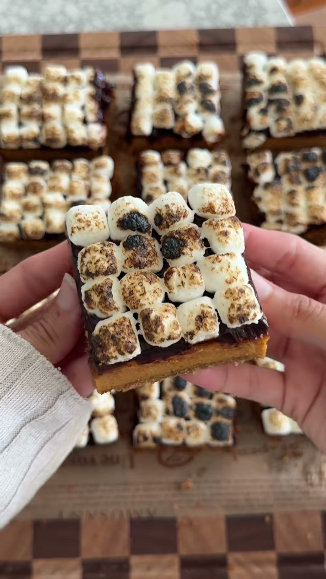 Pumpkin S'mores Bars