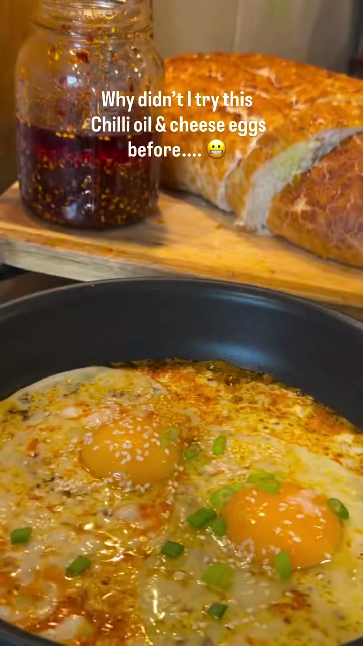 Chili Oil and Cheese Eggs
